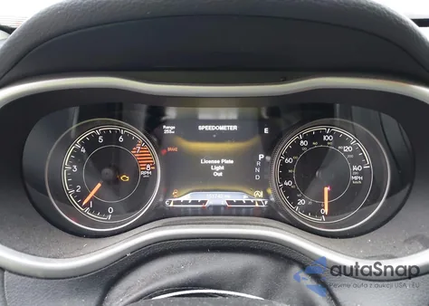 2016 Jeep Cherokee Trailhawk from USA, damaged, VIN 1C4PJMBS7GW241076